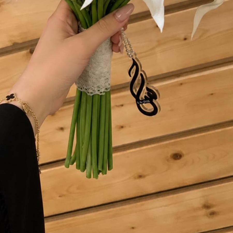 ميدالية مسكة حروف