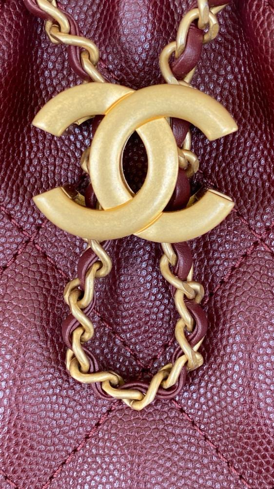 Chanel hobo small