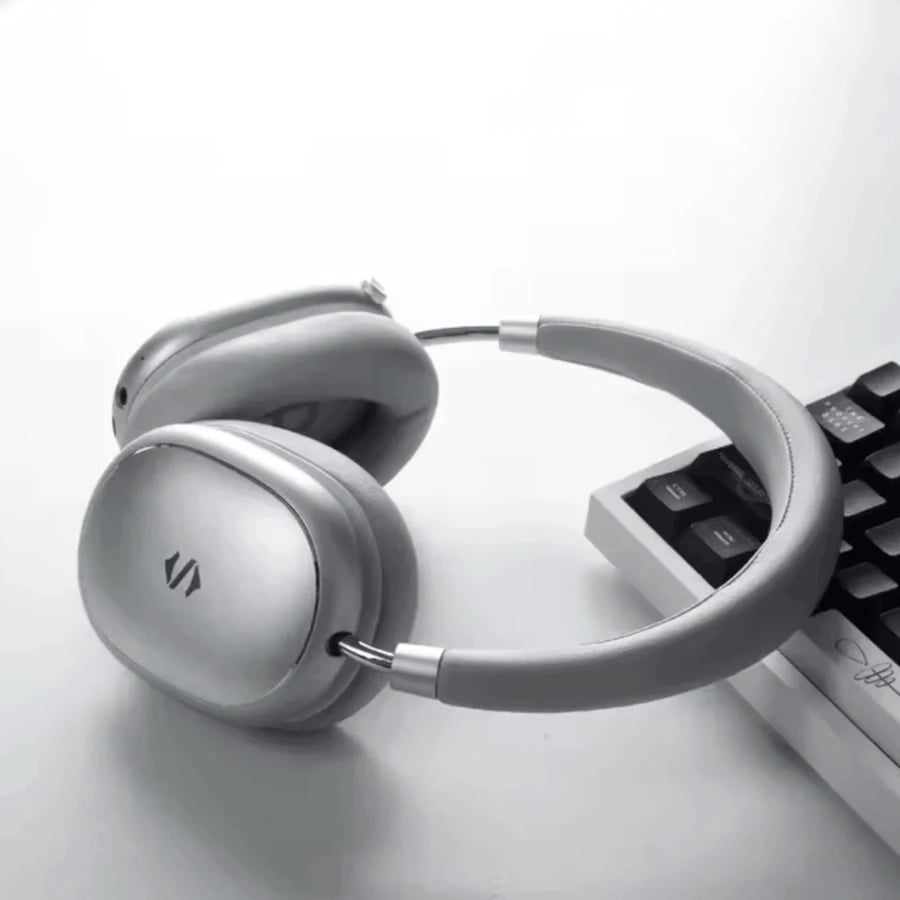 سماعة راس لاسلكية Joybuds من بلاك شارك - أبيض