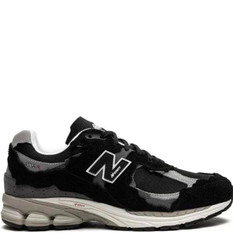 New balance 2002R