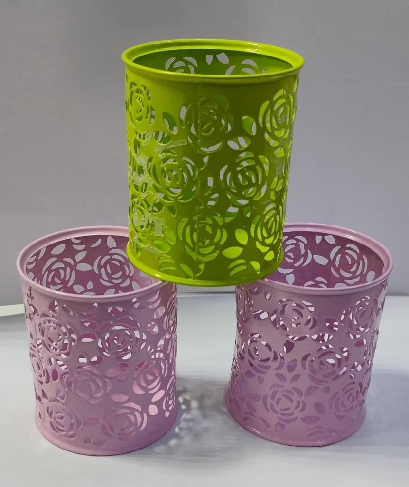 Metal round pen cup with butterfly, 1 piece