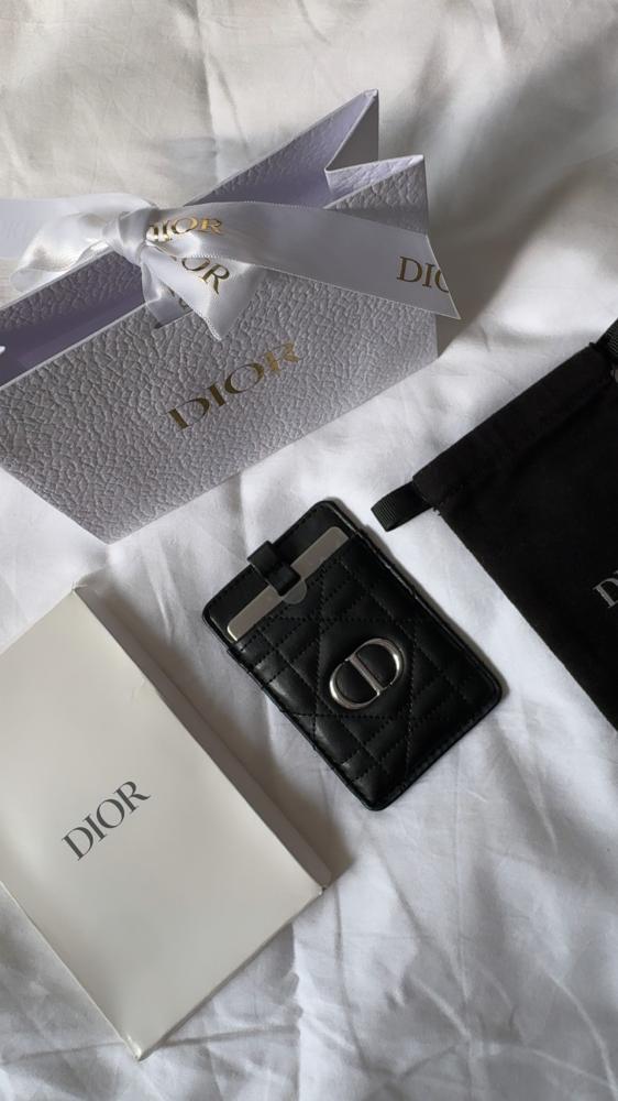Black leather Dior mirror + lipstick 999