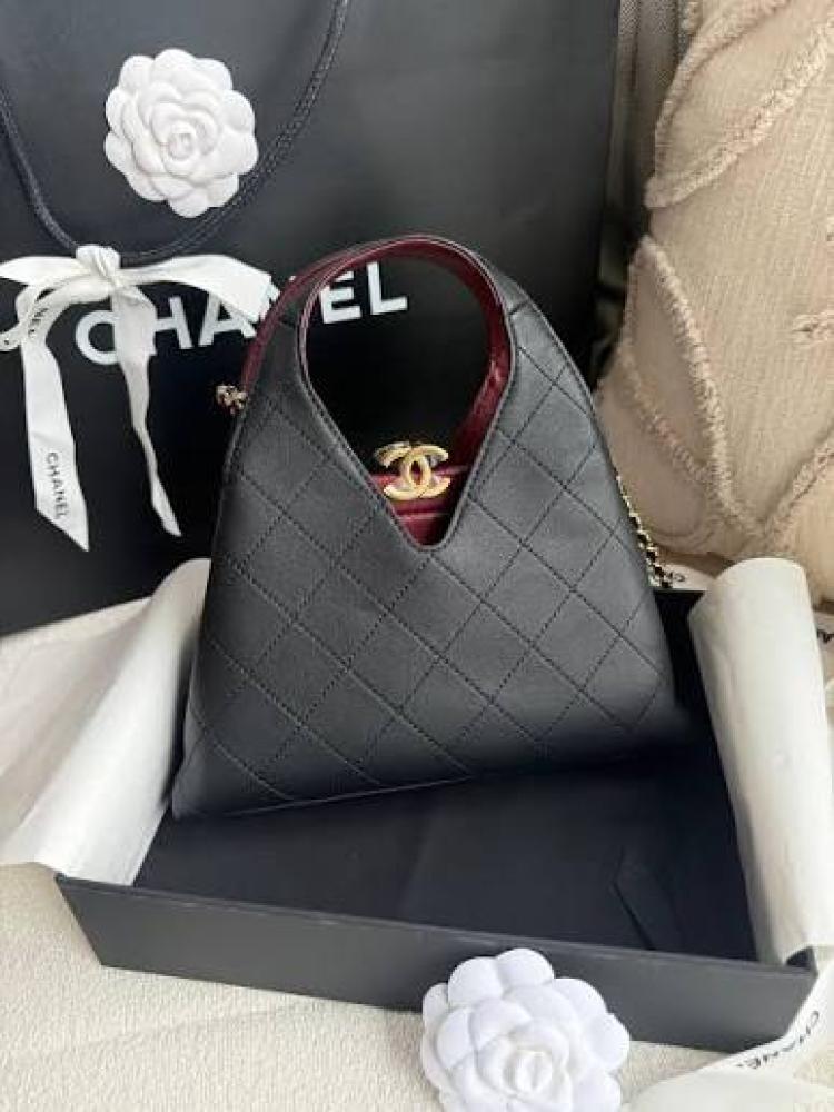 شنطة شانيل