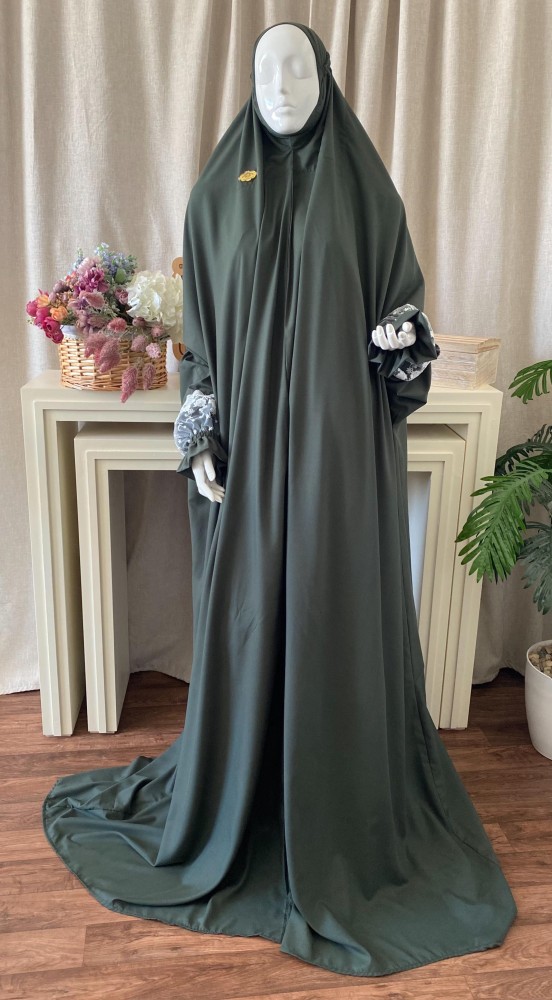 Prayer set with normal style clothing