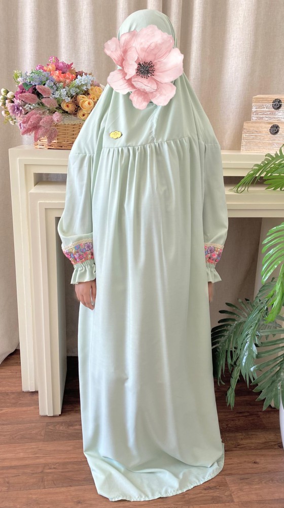 لباس صلاة للمكلفات