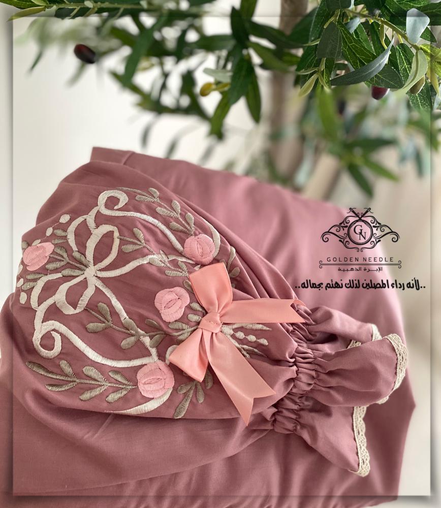 Prayer set with normal style embroidered clothing