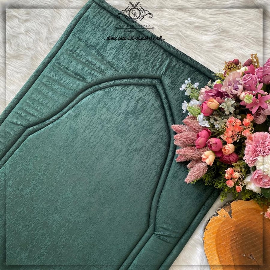 Dark green prayer rug large size