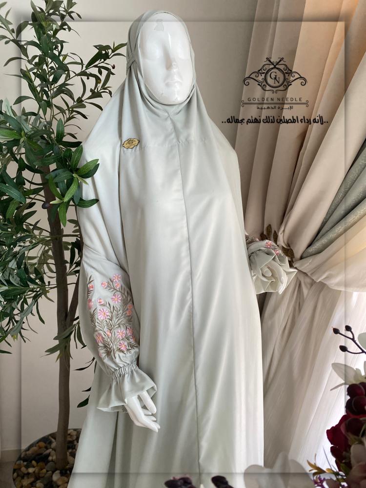 Normal embroidered prayer clothing without the prayer rug