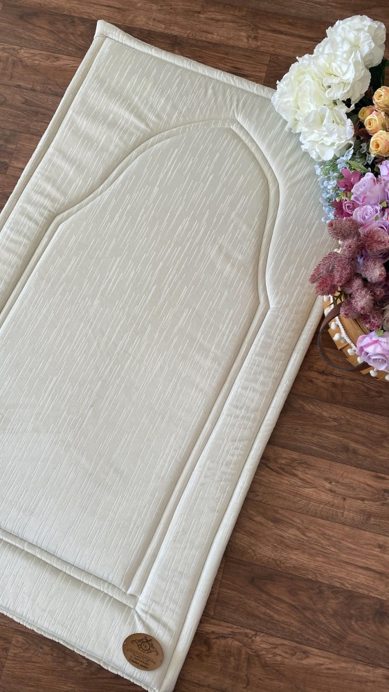Prayer rug in beige color