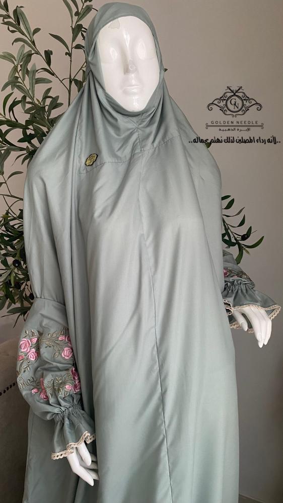لباس صلاة عادي مطرز  بدون السجادة