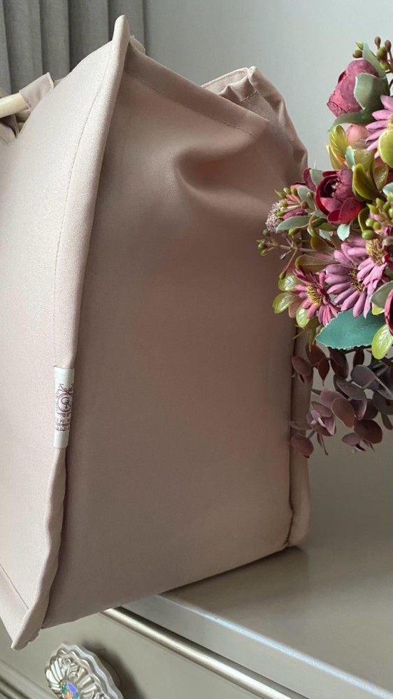 An elegant bag named (Noor)