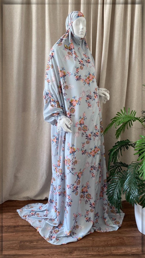 Normal prayer clothing