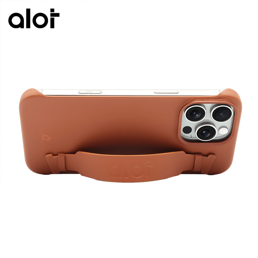 Alot MagSafe Protective Case for iPhone 15 Pro - Brown