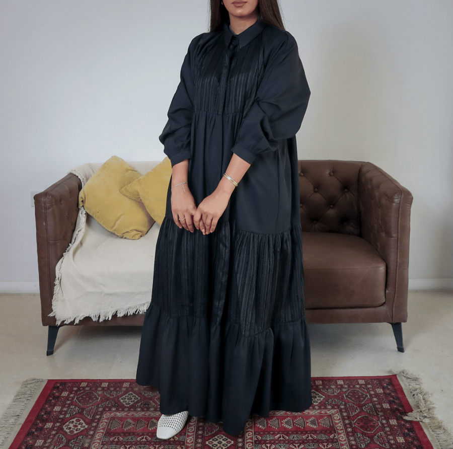 [LYR] - عباية كريب أسود