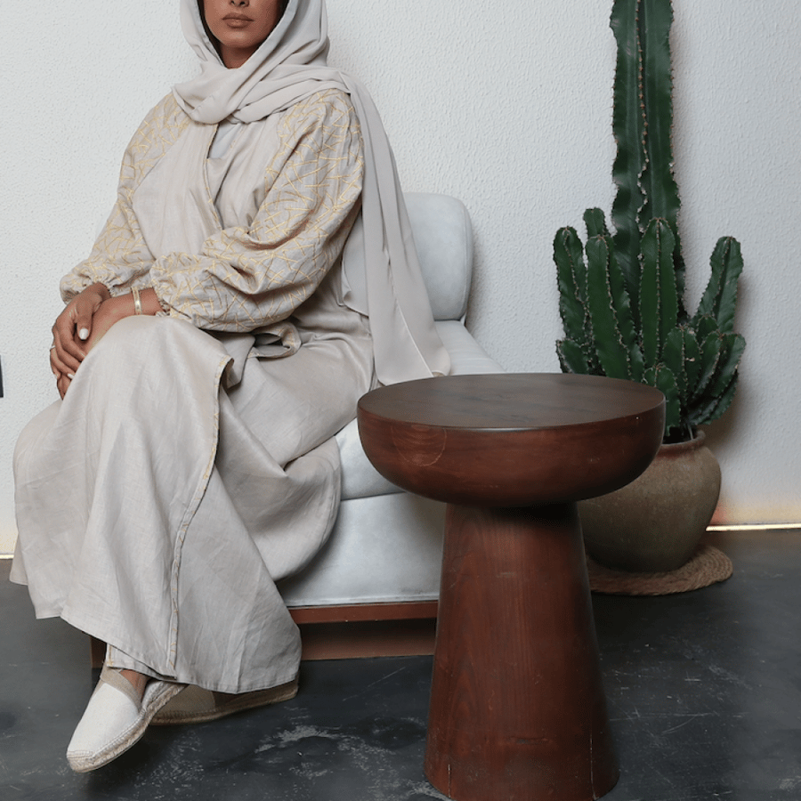 [Em1] - عباية لينن بيج