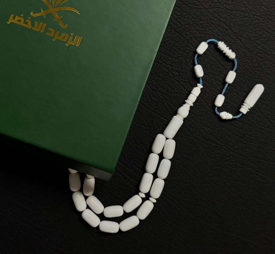 مسباح ضومنة لون أبيض تمليكة