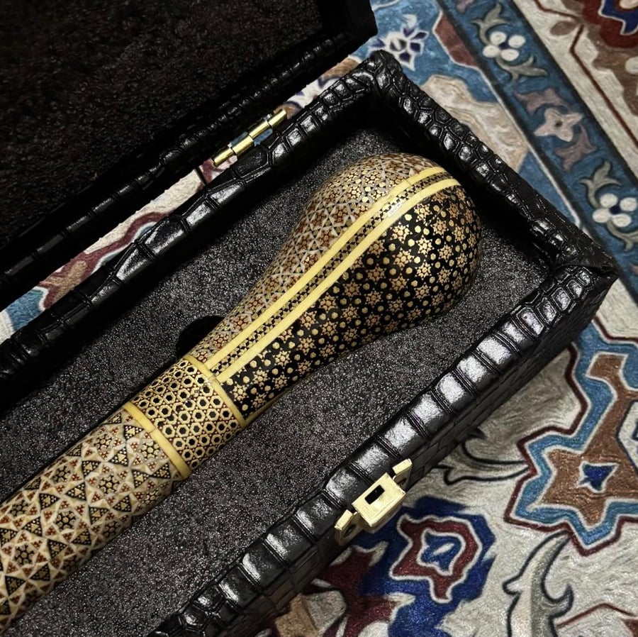 هدية عكاز شباب مميز