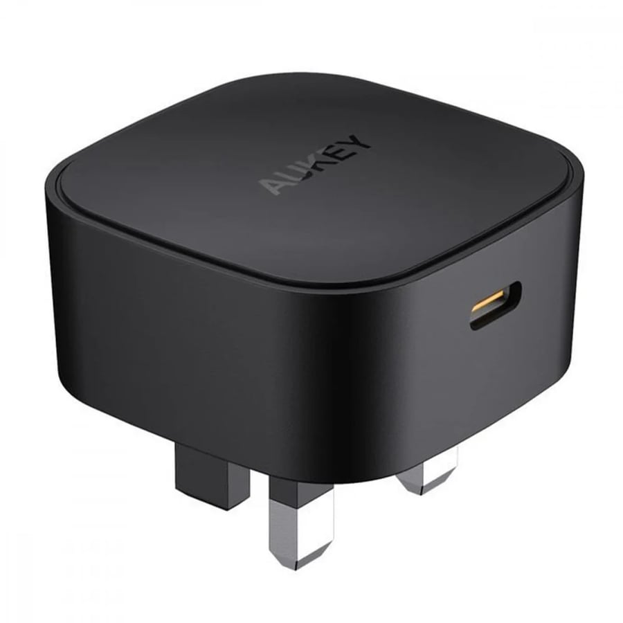 AUKEY MINIMA 20W PD wall charger is small in size