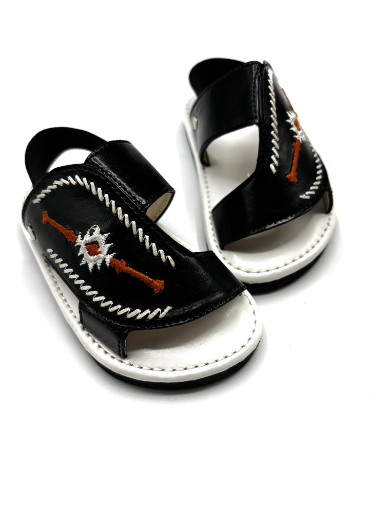 Zubairi shoes for newborns 2