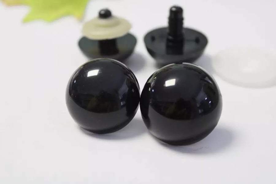 عيون دمى أسود 18 mm