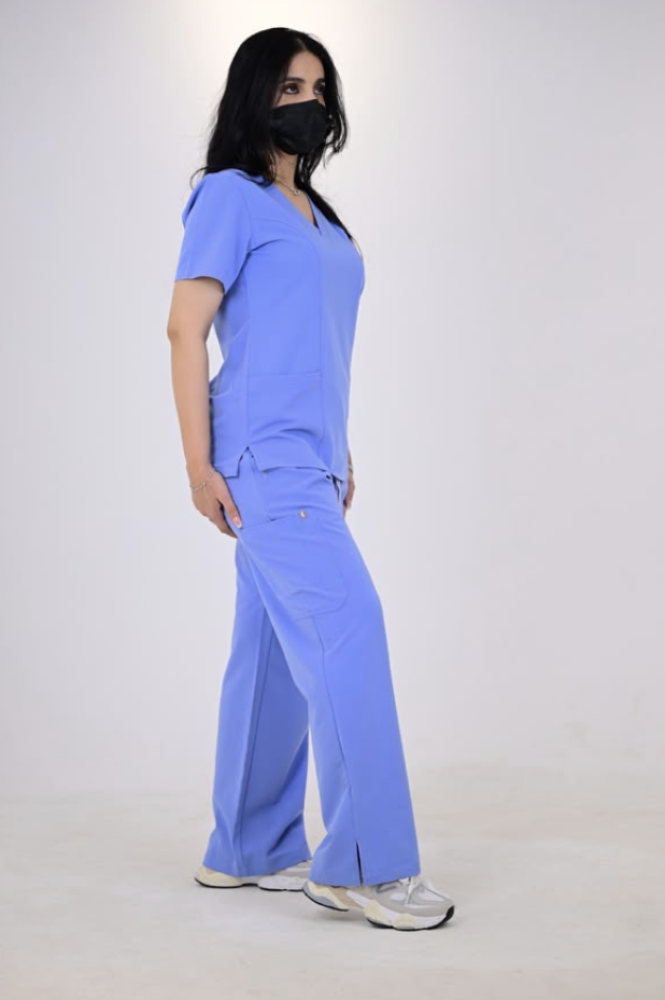Classic Scrub Set - Sky Blue - سترة وبنطال طبي أزرق سماوي مقاسات متعددة