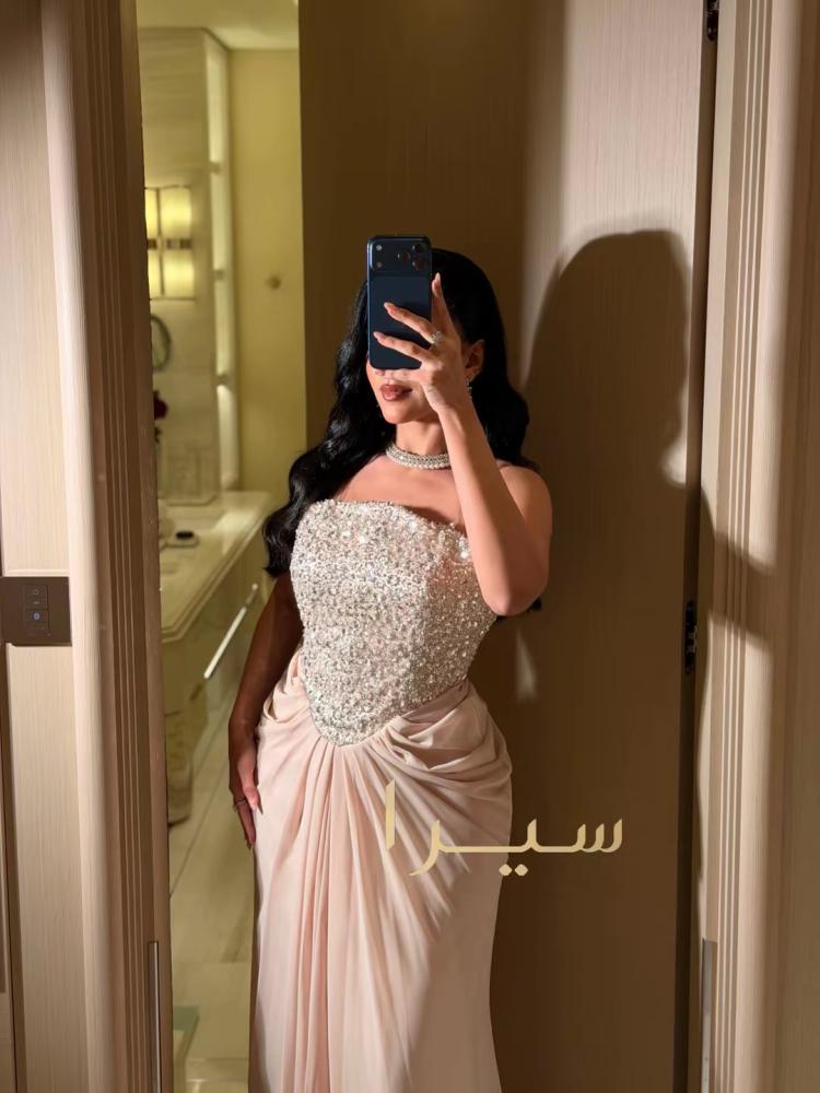 فستان سهره راقي وناعم