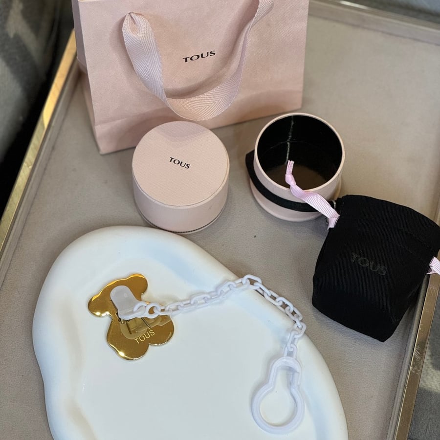 TOUS