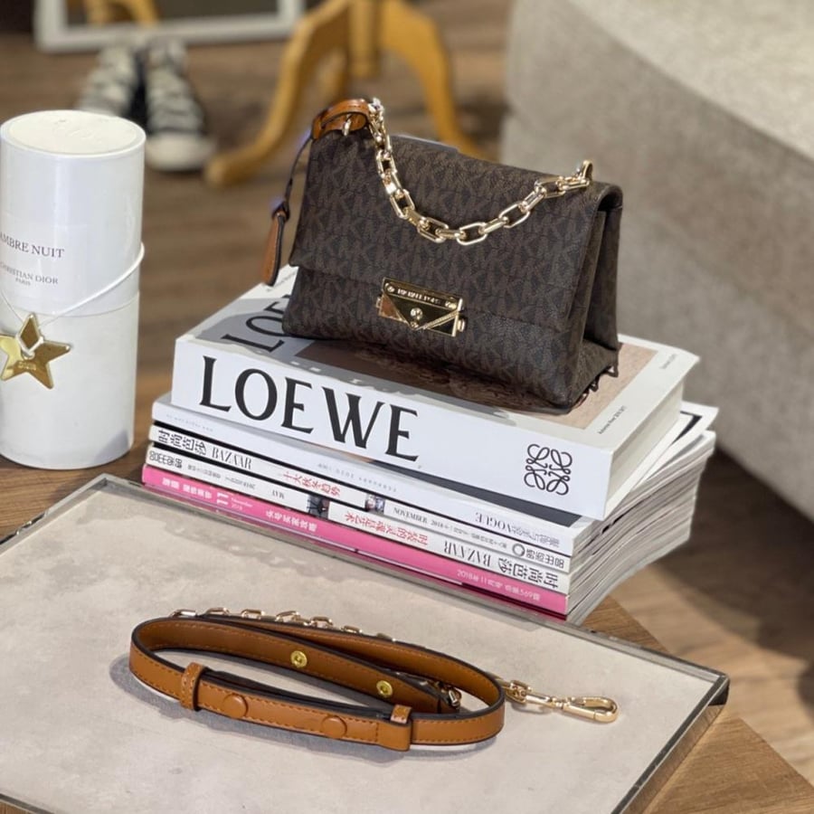 MICHAEL KORS حقيبه
