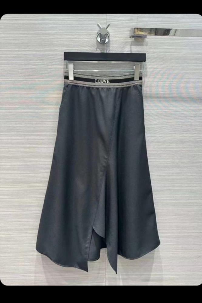LOEWE لويڤي