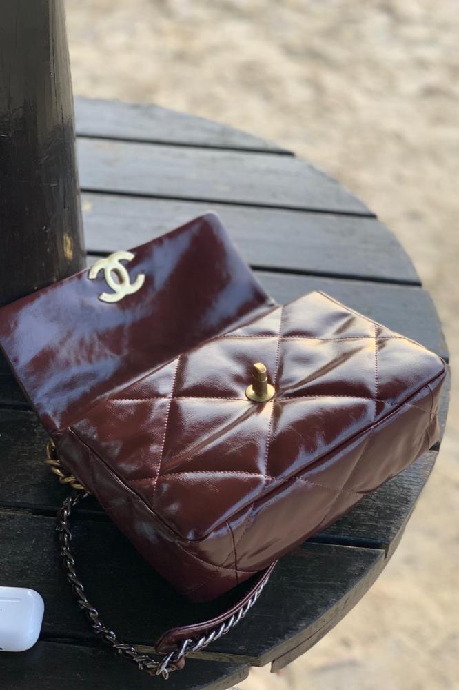 CHANEL شانيل