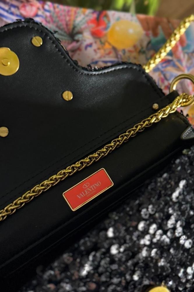 VALENTINO ڤالنتينو