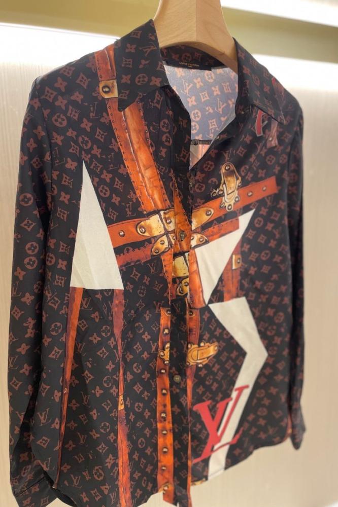 LOUIS VUITTON