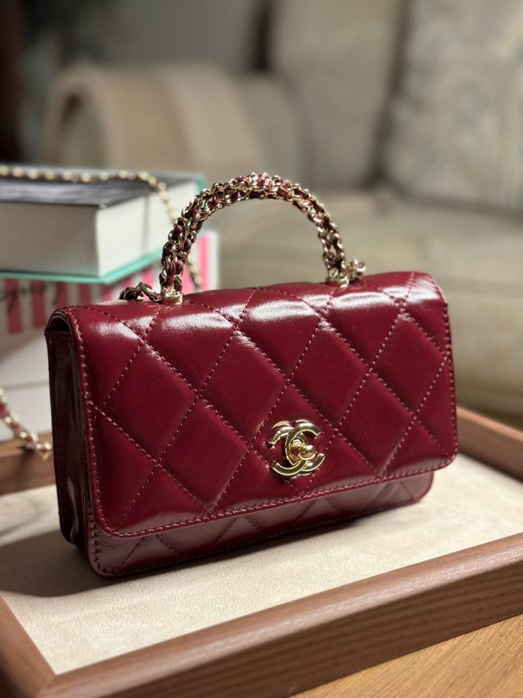 CHANEL