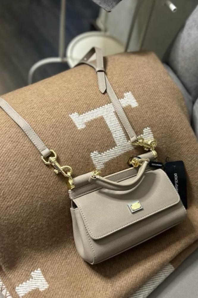 DOLCE & GABBANA