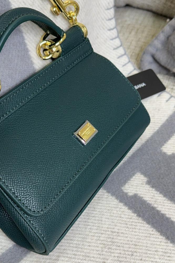 DOLCE & GABBANA