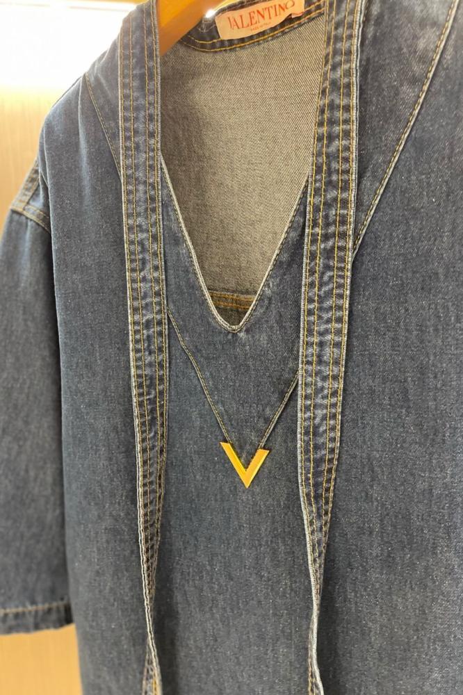 VALENTINO ڤالنتينو
