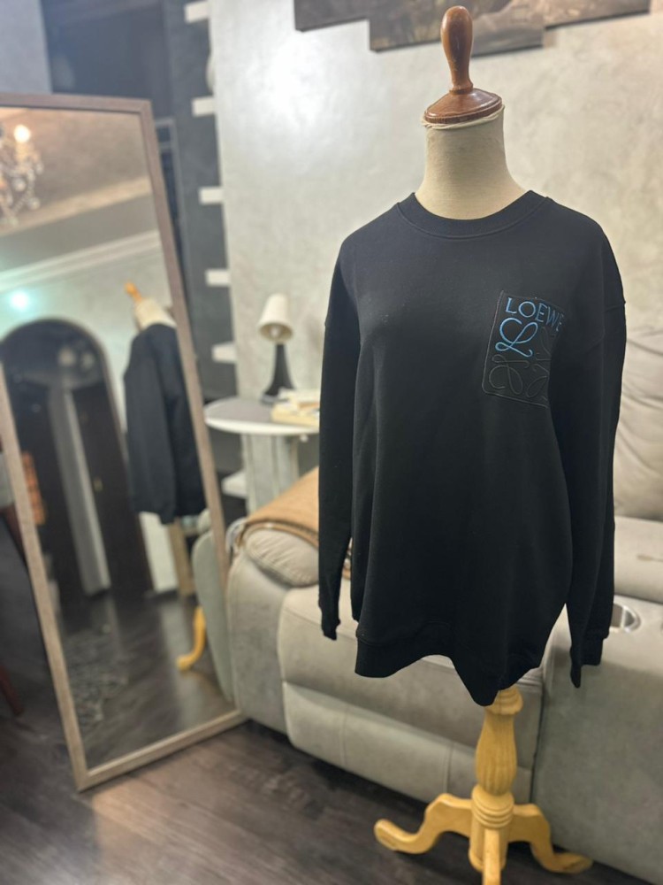 LOEWE لويڤي