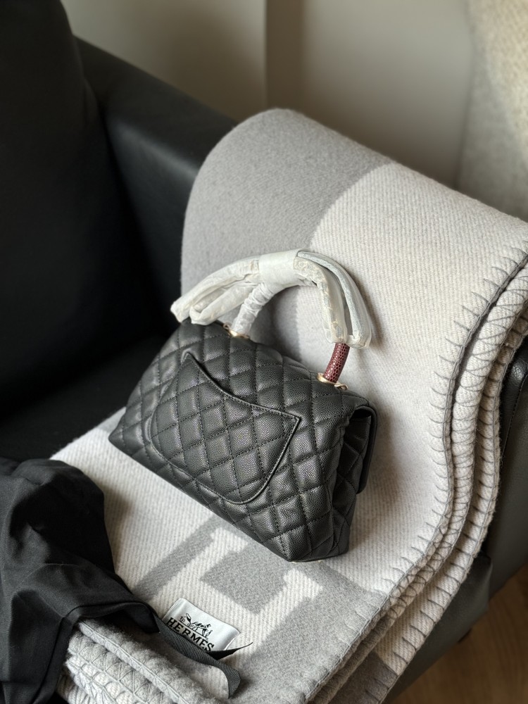 CHANEL ماستر