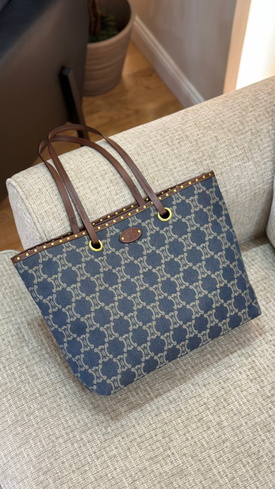 سيلين CÉLINE