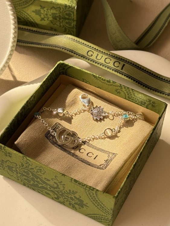 GUCCI