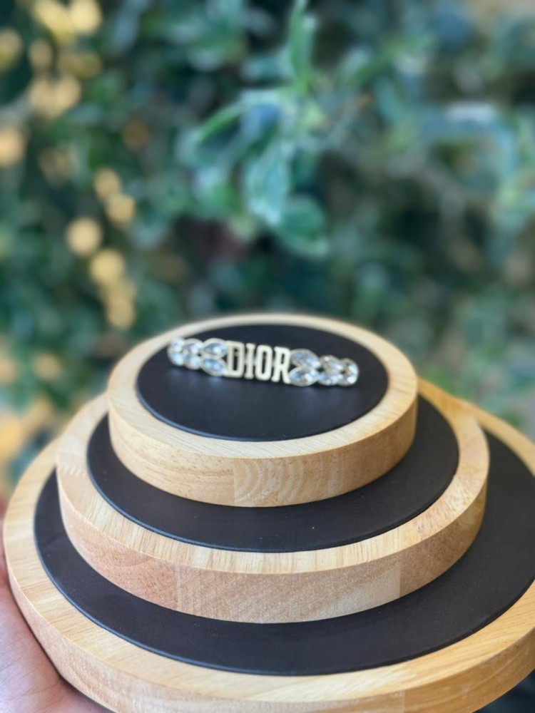 DIOR بروش ديور