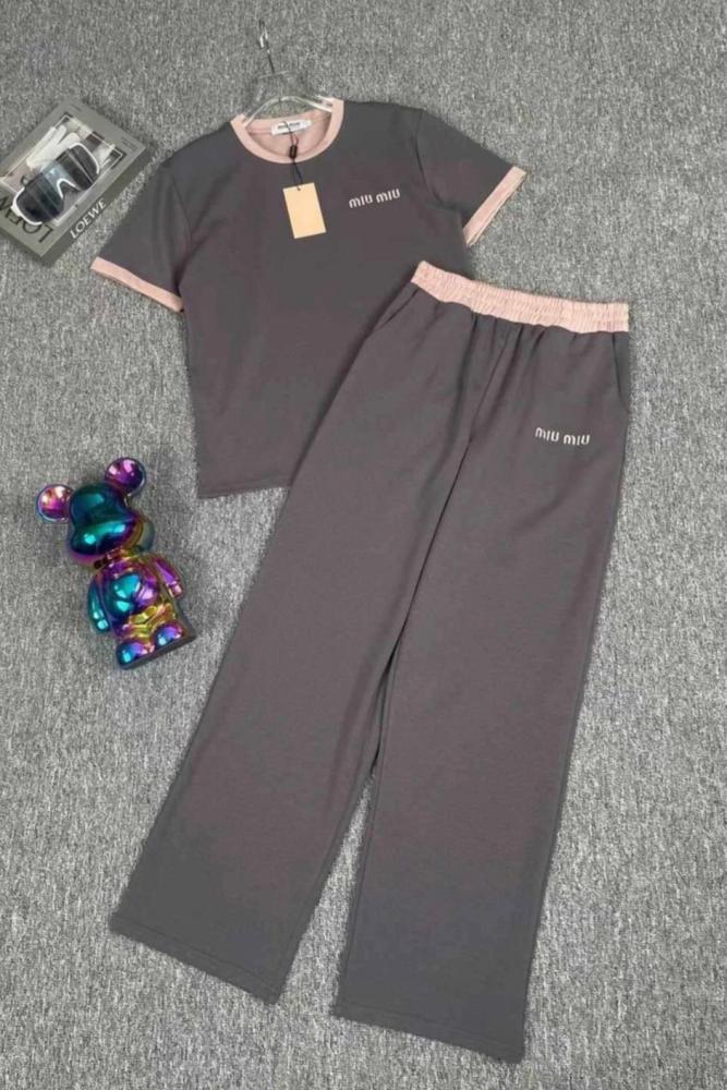 MIU MIU ميو ميو