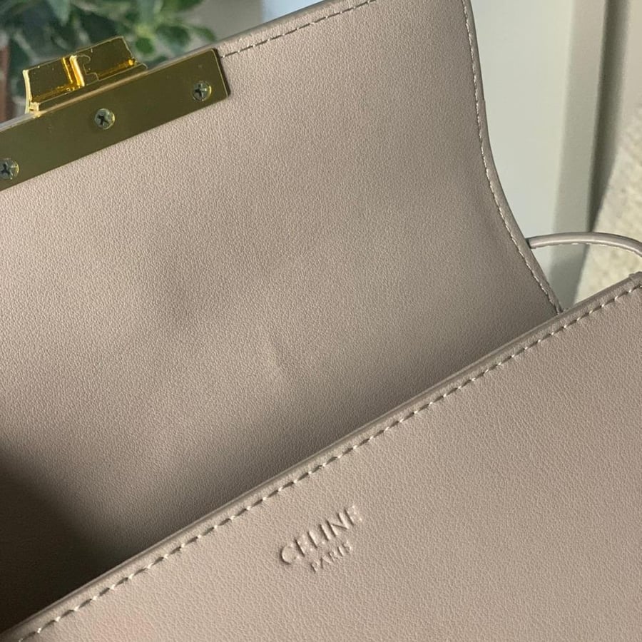 سيلين CÉLINE