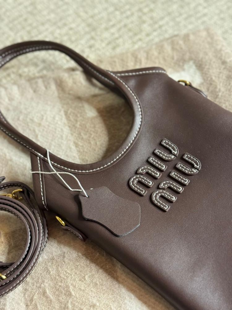 MIU MIU ميو ميو