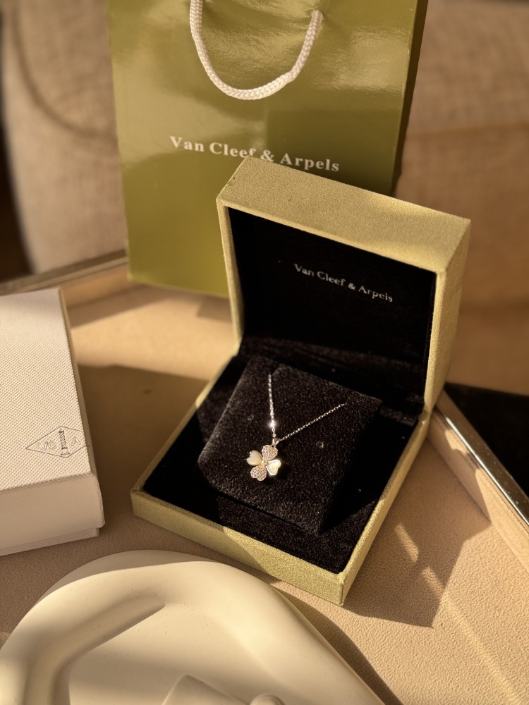 Van Cleef & Arpels