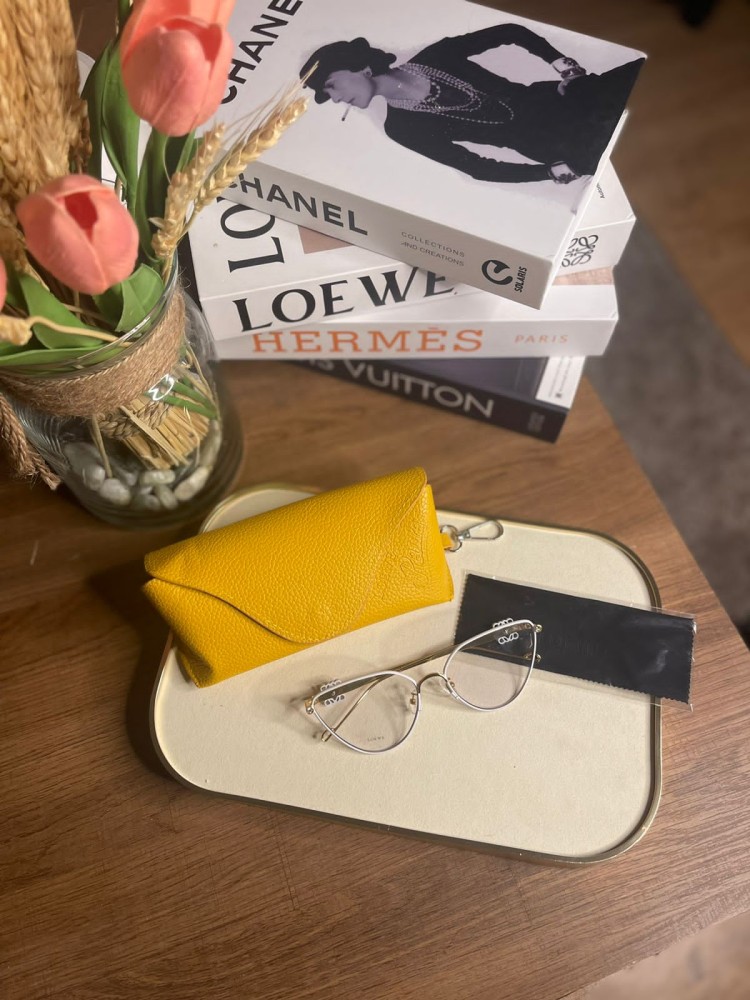 LOEWE لويڤي