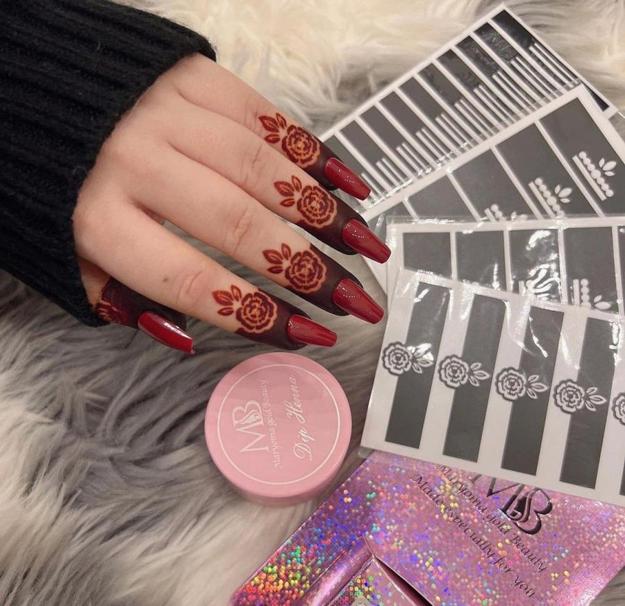 Henna fingers package consisting of a box + stickers number (17)