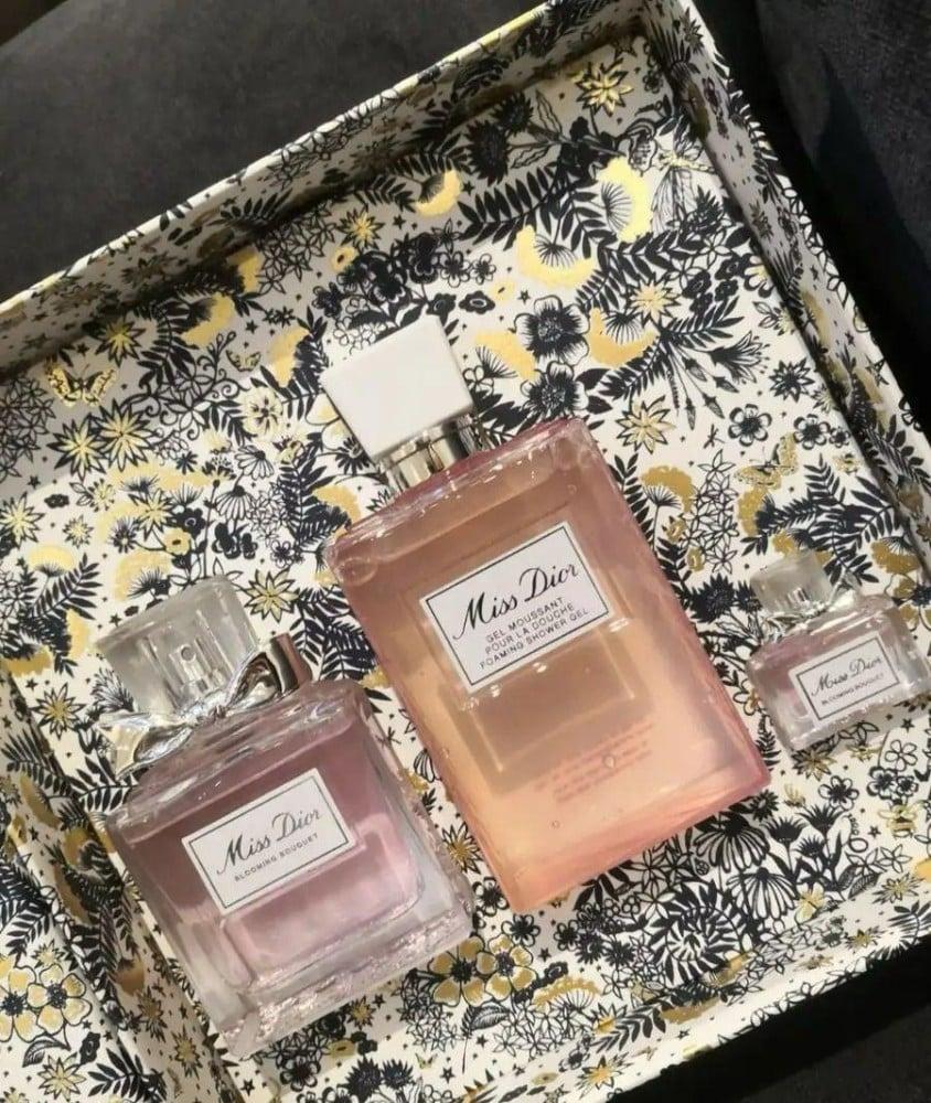 مجموعة العناية ميس ديور عطر + شاور جل