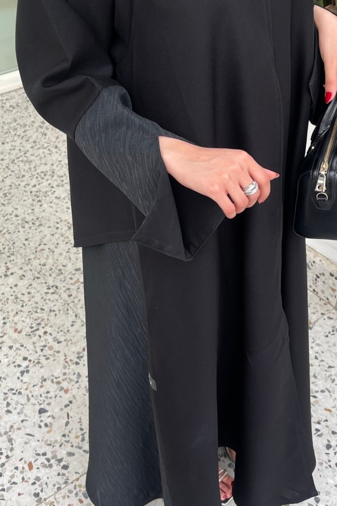 عبايه(31) كريب واقف+ كريب لامع نص كلوش