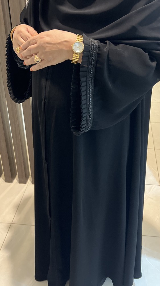عباية(امي) كريب ملكي طايح دبل كلوش